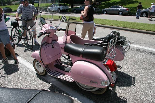 2006_ArtCar_3_Parade 205 